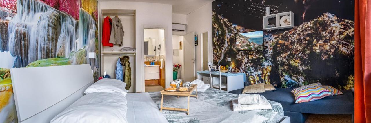 Bb Sorrento Mahal Kita Unique Style Bed & Breakfast ภายนอก รูปภาพ
