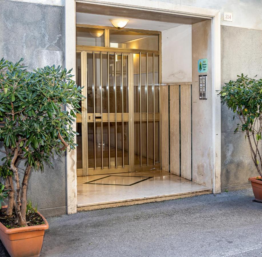 Bb Sorrento Mahal Kita Unique Style Bed & Breakfast ภายนอก รูปภาพ